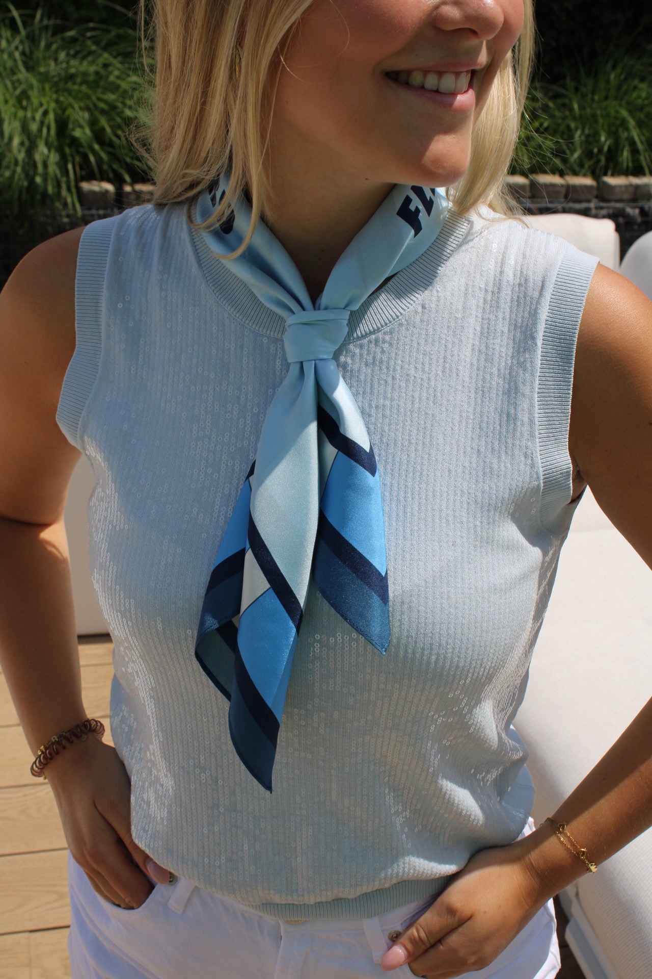 Scarf sea you