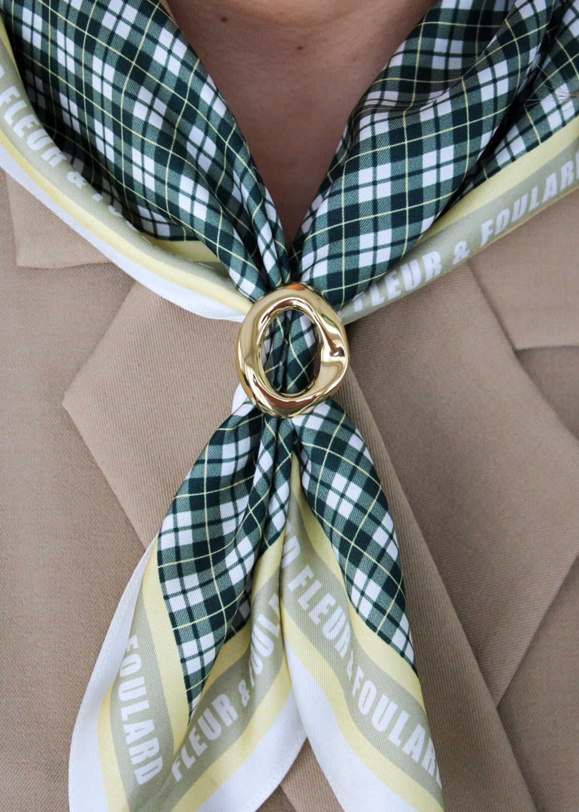 Ring eye-catcher